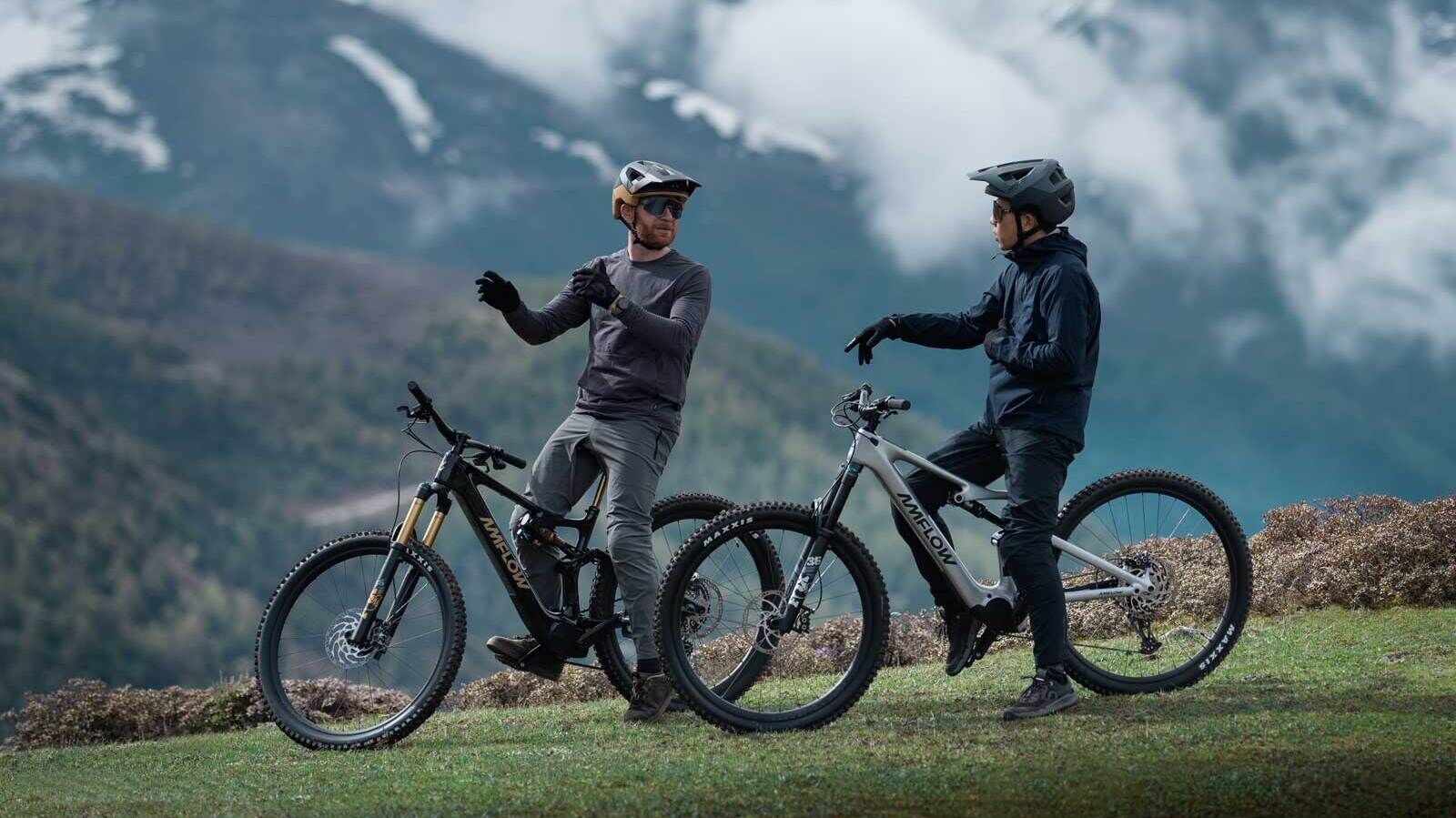 Amflow überzeugt mit E-Mountainbikes mit voller Leistung und verblüffend leichter Konstruktion für den ultimativen Trail-Spass.