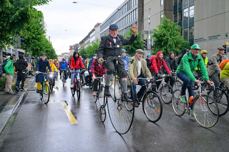 Als grösstes Velofestival der Schweiz präsentiert die Cycle Week die ganze Bandbreite der Szene, das zeigte sich auch an der Veloparade im Vorjahr. Foto: Cycle Week / © Simon von Gunten