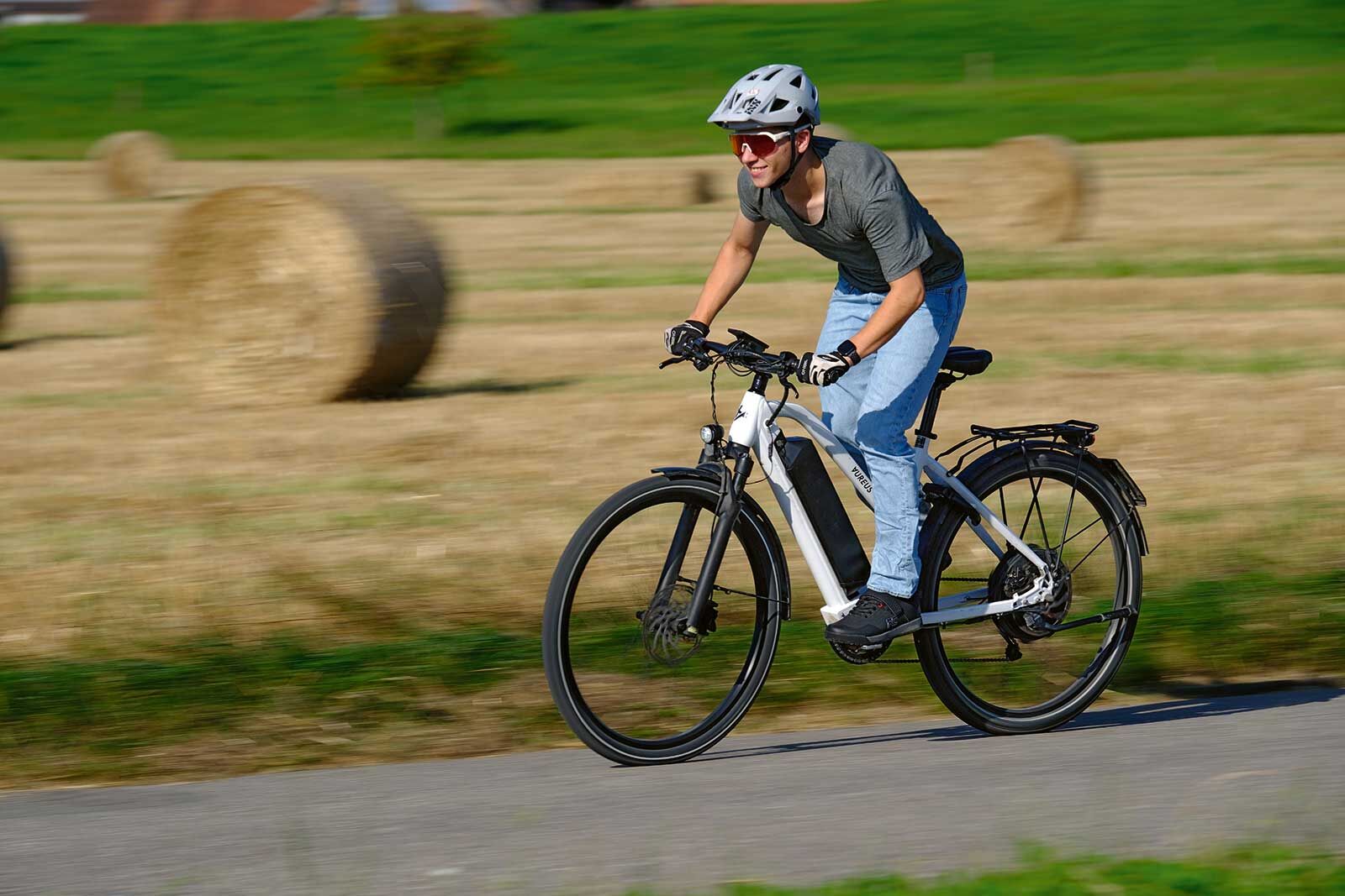 Unterwegs für den Langzeit-Test mit dem Aureus Power45: Auf ausgedehnten Touren und kurzen Strecken wird das E-Bike auf Herz und Nieren geprüft.