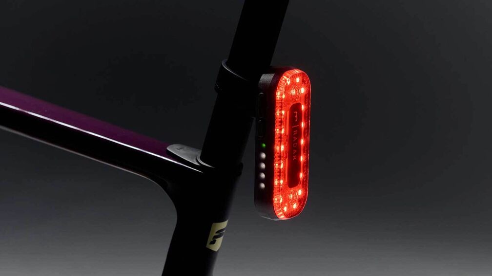 Smartes Rücklicht erhöht Verkehrssicherheit